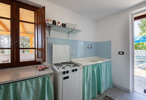 Casa Iris - Versilia, Holiday Home with Pool: Autunno, Cucina, Estate, Primavera