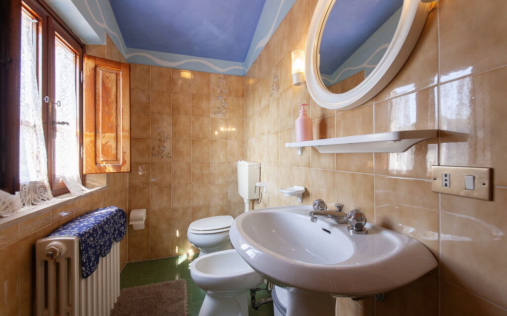 Casa Iris - Versilia, Holiday Home with Pool: Autunno, Bagno, Estate, Primavera