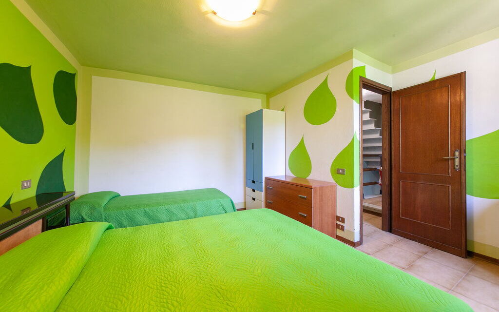 Casa Iris - Versilia, Holiday Home with Pool: Autunno, Camera da letto, Estate, Primavera