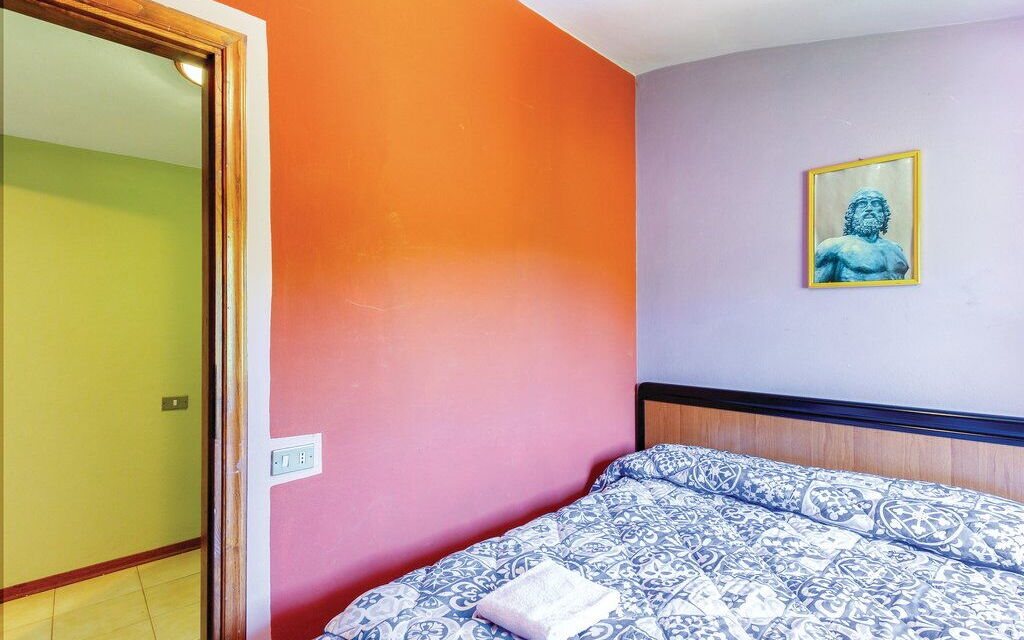 Casa Iris - Versilia, Holiday Home with Pool: Autunno, Camera da letto, Estate, Primavera