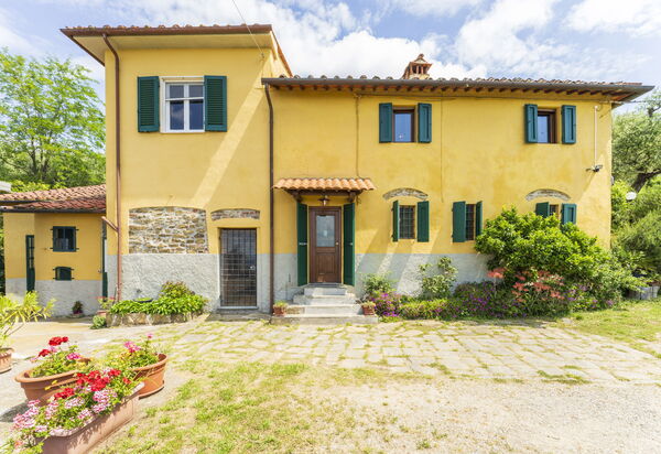 La Casa Di Elda, Holiday Home With Pool, Uzzano, Toscana: Autumn, Garden, Main Entrance, Spring, Summer