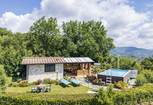 La Casa Di Elda, Holiday Home With Pool, Uzzano, Toscana: Autumn, Garden, Pool, Spring, Summer