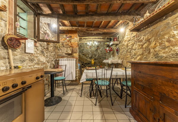 La Casa Di Elda, Holiday Home With Pool, Uzzano, Toscana: Autumn, Dining Room, Kitchen, Spring, Summer