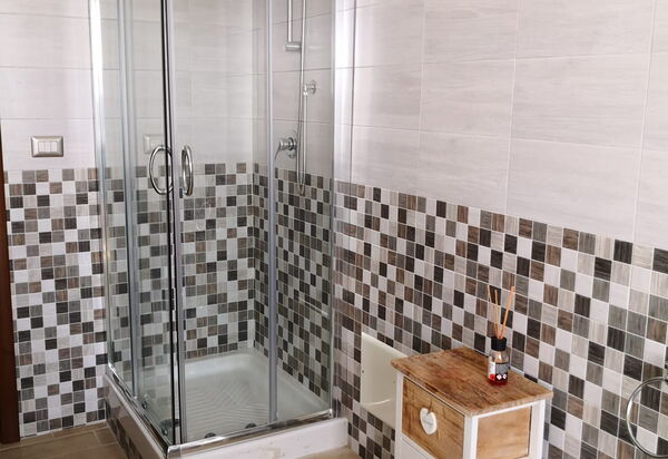 Franco House With Pool: Autunno, Bagno, Estate, Primavera