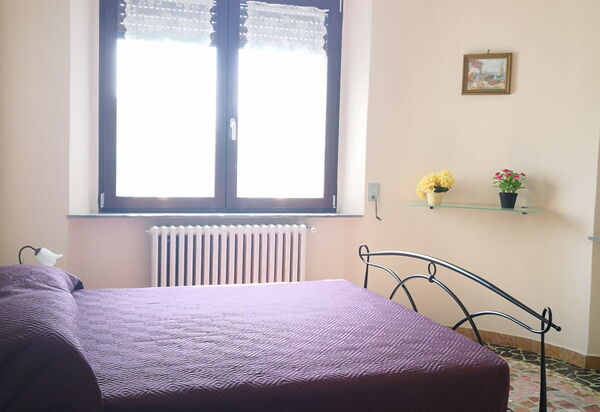 Franco House With Pool: Autunno, Camera da letto, Estate, Primavera