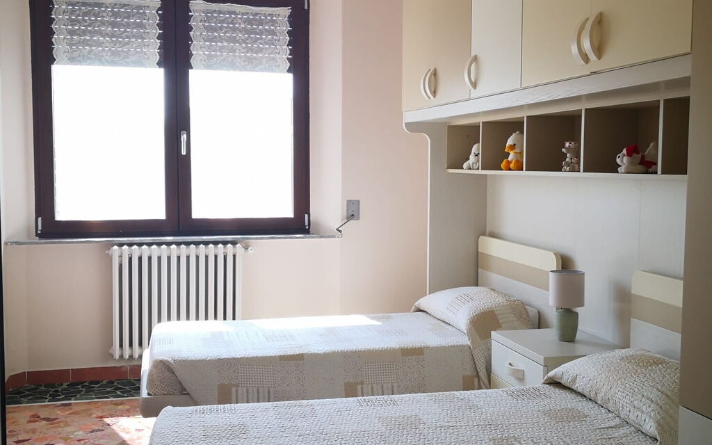 Franco House With Pool: Autunno, Camera da letto, Estate, Primavera