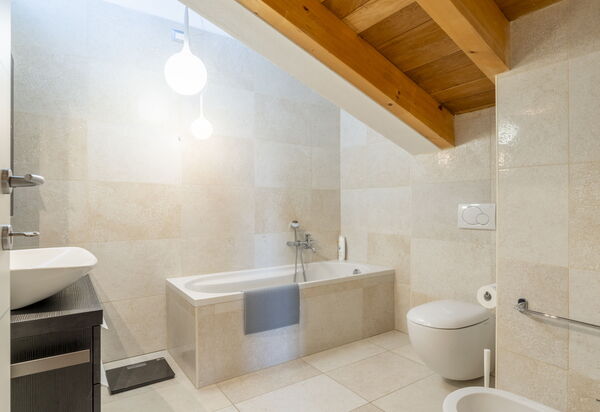 Casa del Marchese, Pool, Wifi, Castell' Arquato: Autumn, Bathroom, Spring, Summer