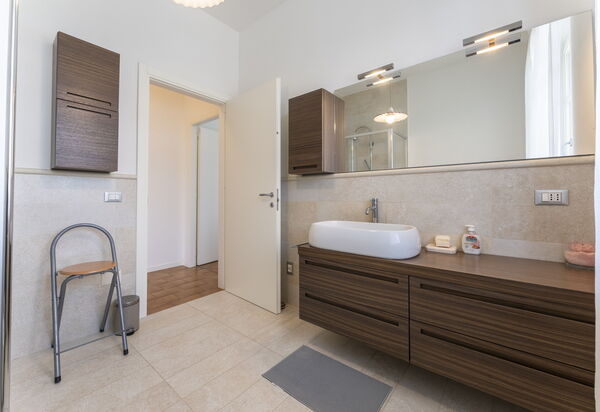 Casa del Marchese, Pool, Wifi, Castell' Arquato: Autumn, Bathroom, Spring, Summer