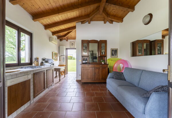 Casa del Marchese, Pool, Wifi, Castell' Arquato: Autumn, Kitchen, Living Room, Spring, Summer