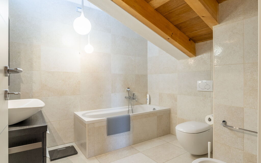 Casa del Marchese, Pool, Wifi, Castell' Arquato: Autumn, Bathroom, Spring, Summer