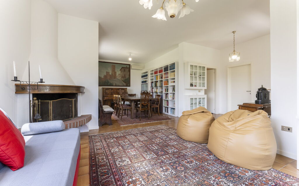 Casa del Marchese, Pool, Wifi, Castell' Arquato: Autumn, Living Room, Spring, Summer