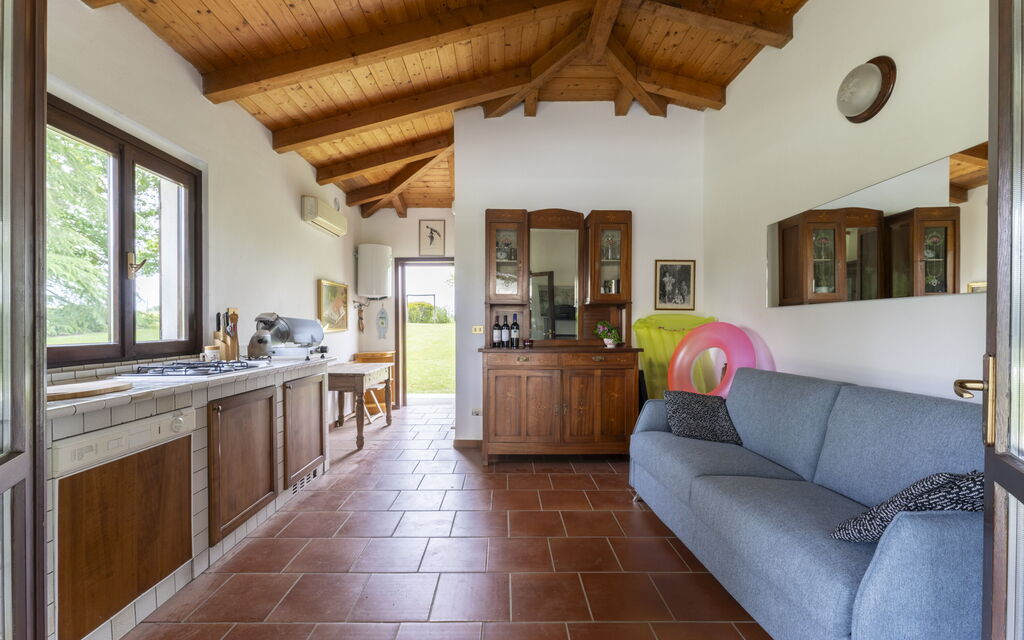 Casa del Marchese, Pool, Wifi, Castell' Arquato: Autumn, Kitchen, Living Room, Spring, Summer
