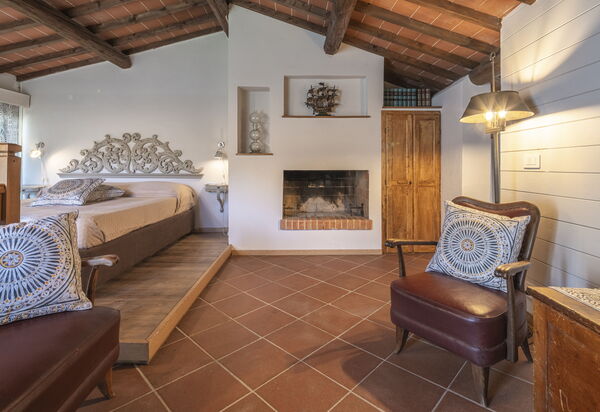 Country House Casalguidi 191 Private Pool: Autumn, Bedroom, Spring, Summer