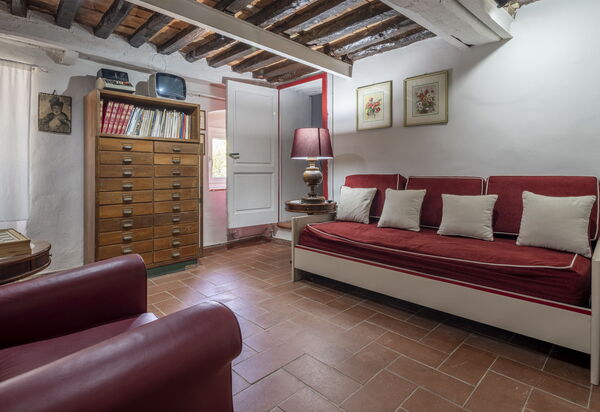 Country House Casalguidi 191 Private Pool: Autumn, Kitchen, Spring, Summer