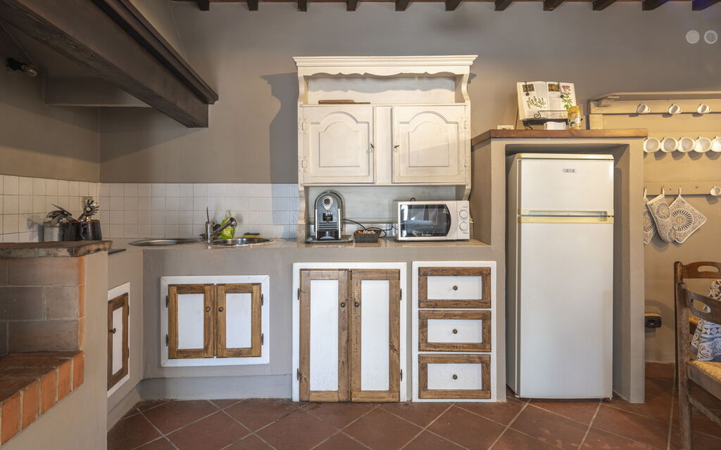 Country House Casalguidi 191 Private Pool: Autunno, Cucina, Estate, Primavera