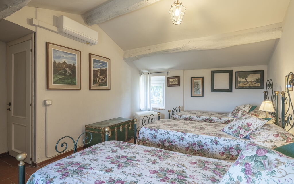 Country House Casalguidi 191 Private Pool: Autunno, Camera da letto, Estate, Primavera