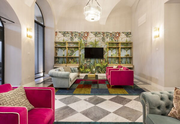 Palazzo Pazzi Vitali Luxury Apartments In Florence: Autumn, Living Room, Spring, Summer