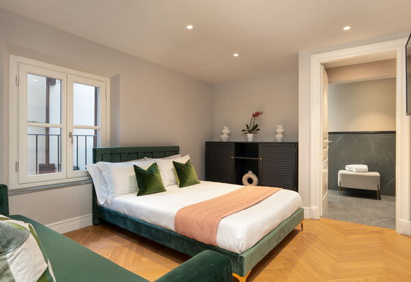 Palazzo Pazzi Vitali Luxury Apartments In Florence: Autumn, Bedroom, Spring, Summer