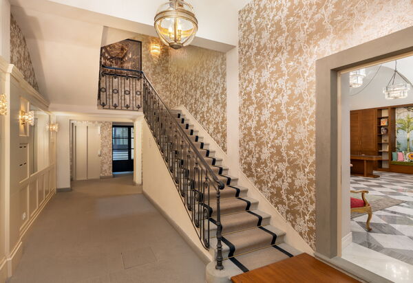 Palazzo Pazzi Vitali Luxury Apartments In Florence: Autumn, Living Room, Main Entrance, Spring, Summer