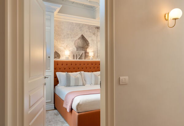 Palazzo Pazzi Vitali Luxury Apartments In Florence: Autumn, Bedroom, Spring, Summer