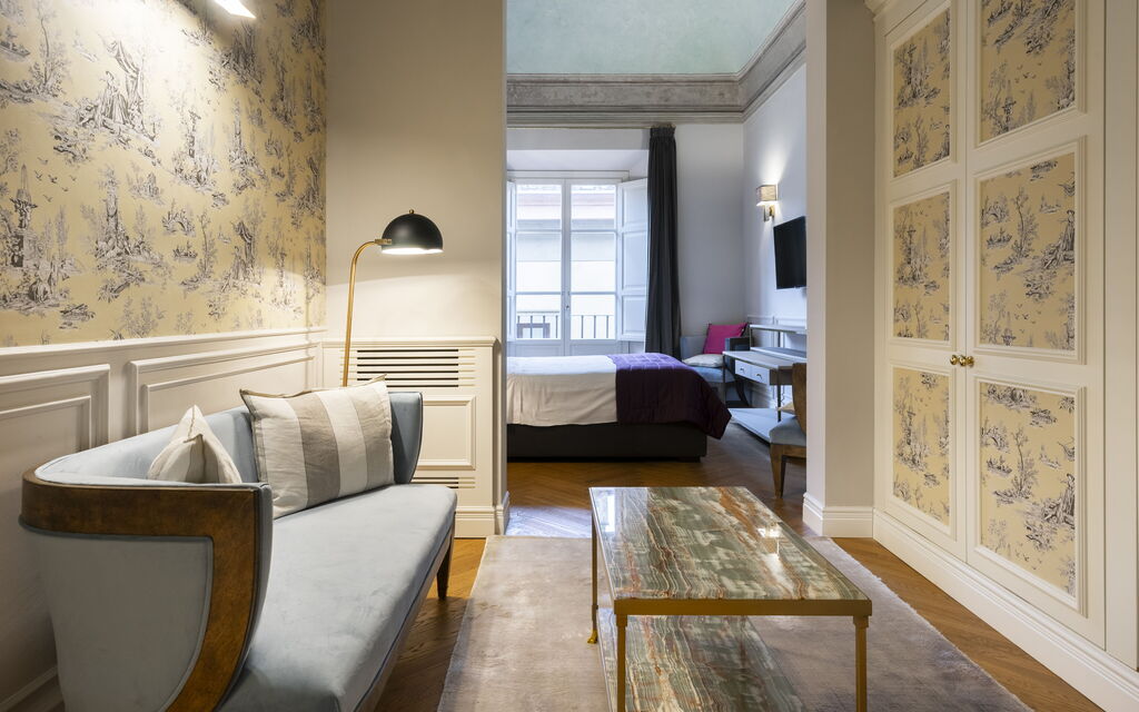 Palazzo Pazzi Vitali Luxury Apartments In Florence - : Autunno, Camera da letto, Estate, Inverno, Primavera