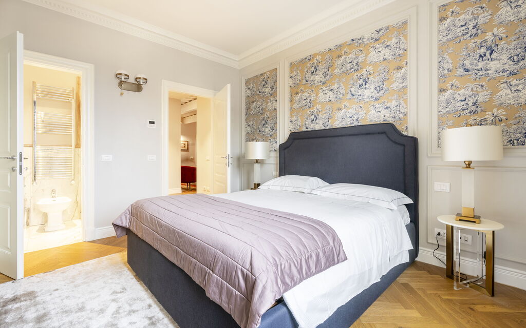 Palazzo Pazzi Vitali Luxury Apartments In Florence - : Autunno, Camera da letto, Estate, Inverno, Primavera