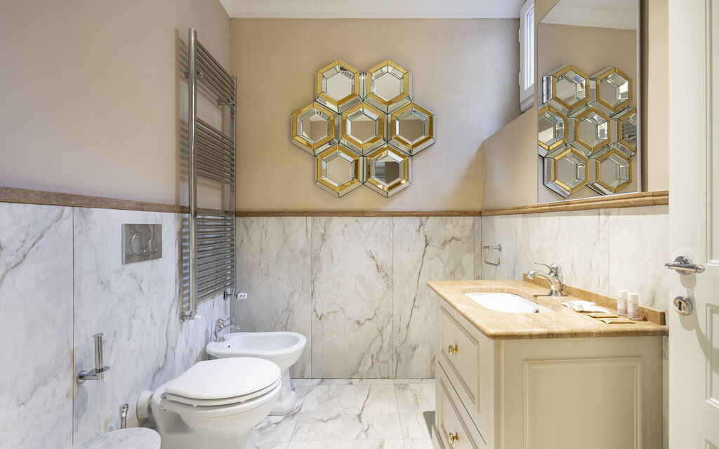 Palazzo Pazzi Vitali Luxury Apartments In Florence - : Autunno, Bagno, Estate, Inverno, Primavera