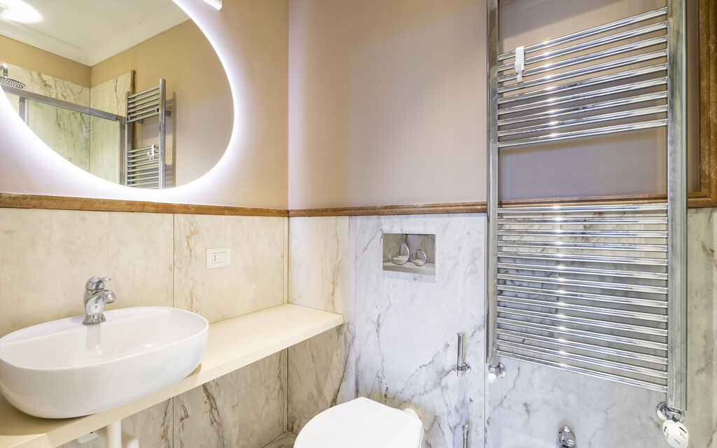 Palazzo Pazzi Vitali Luxury Apartments In Florence - : Autunno, Bagno, Estate, Inverno, Primavera