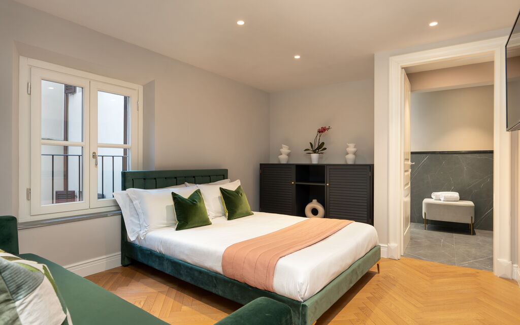Palazzo Pazzi Vitali Luxury Apartments In Florence - : Autunno, Camera da letto, Estate, Primavera