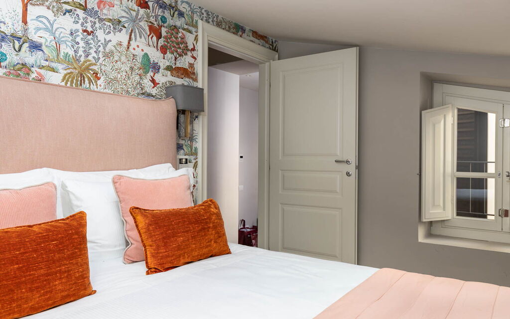 Palazzo Pazzi Vitali Luxury Apartments In Florence - : Autunno, Camera da letto, Estate, Primavera