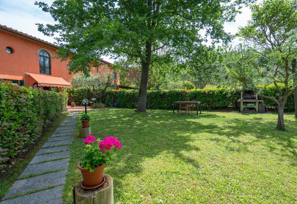 Casa Bellosguardo a Vinci: Autumn, Garden, Spring, Summer