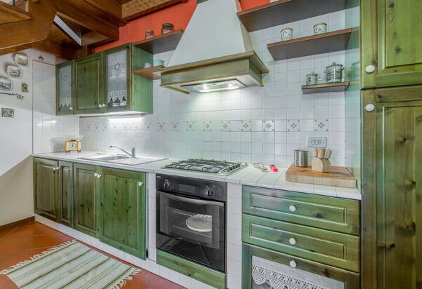 Casa Bellosguardo a Vinci: Autumn, Kitchen, Spring, Summer