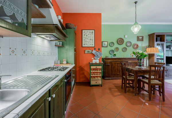 Casa Bellosguardo a Vinci: Autumn, Kitchen, Spring, Summer
