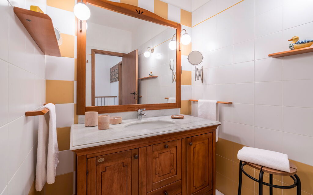 Casa Bellosguardo a Vinci: Autumn, Bathroom, Spring, Summer