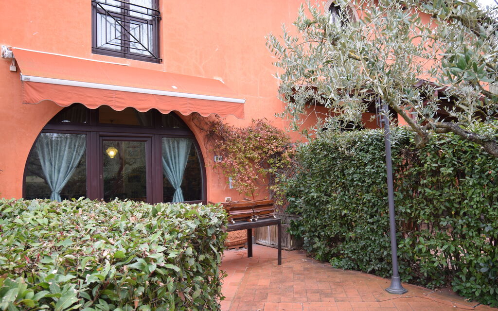 Casa Bellosguardo a Vinci: Autumn, Main Entrance, Spring, Summer