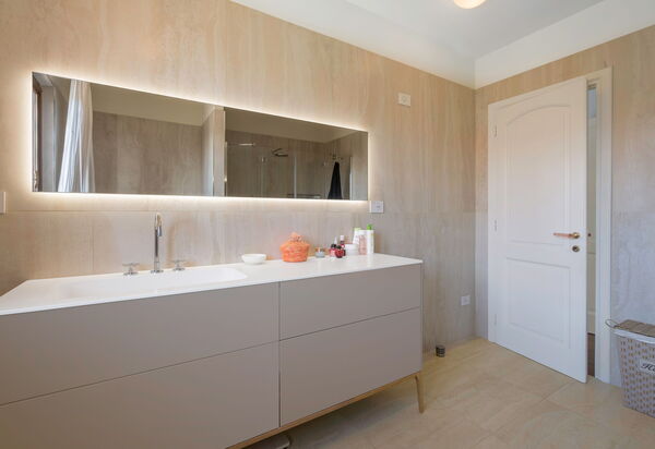 Villa Le Fontanelle In Forte Dei Marmi With Ac: Autumn, Bathroom, Spring, Summer