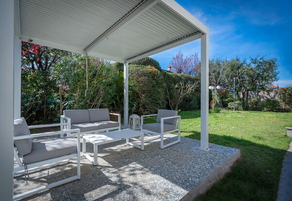 Villa Le Fontanelle In Forte Dei Marmi With Ac: Autumn, Garden, Spring, Summer