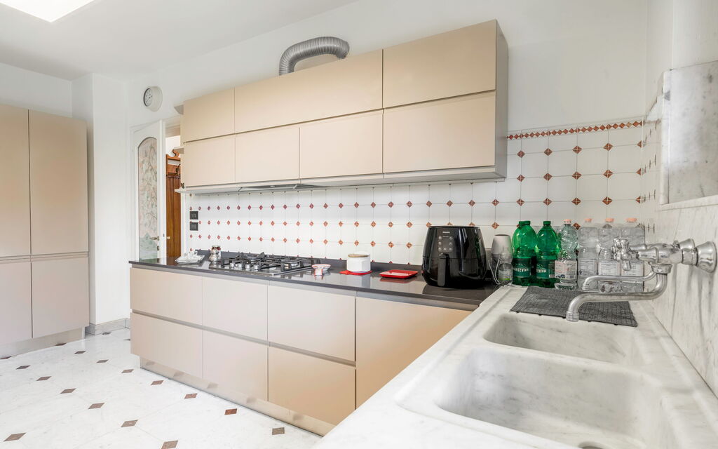 Villa Le Fontanelle In Forte Dei Marmi With Ac: Autunno, Cucina, Estate, Primavera