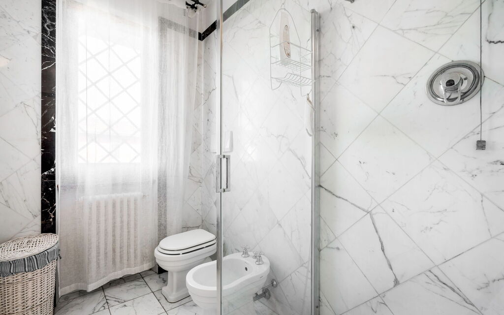 Villa Le Fontanelle In Forte Dei Marmi With Ac: Autunno, Bagno, Estate, Primavera