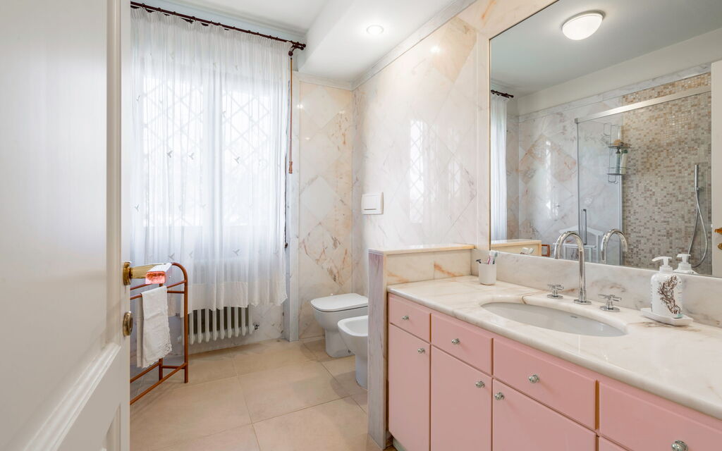 Villa Le Fontanelle In Forte Dei Marmi With Ac: Autunno, Bagno, Estate, Primavera