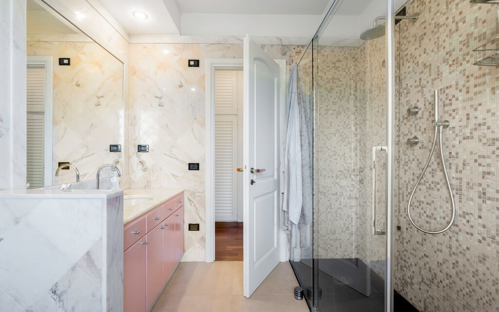 Villa Le Fontanelle In Forte Dei Marmi With Ac: Autunno, Bagno, Estate, Primavera