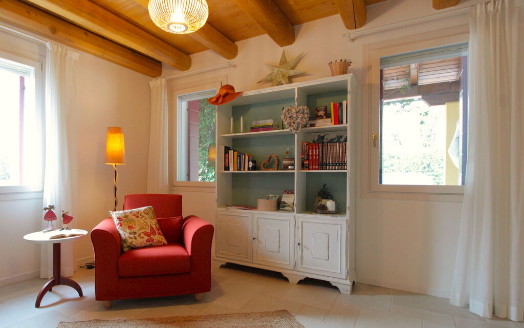 Oasi Casamaras, Brenta River, Wifi, Ac: Autumn, Living Room, Spring, Summer