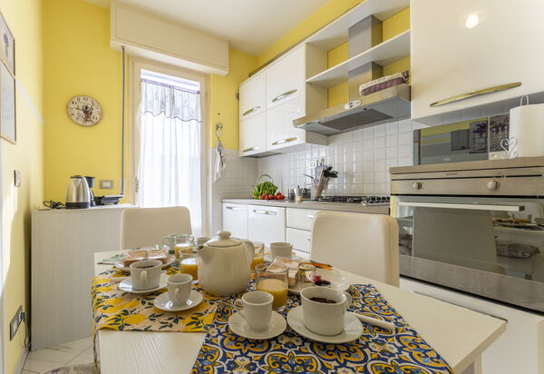 Leandro's House Near Thermal Baths: Autunno, Cucina, Estate, Primavera