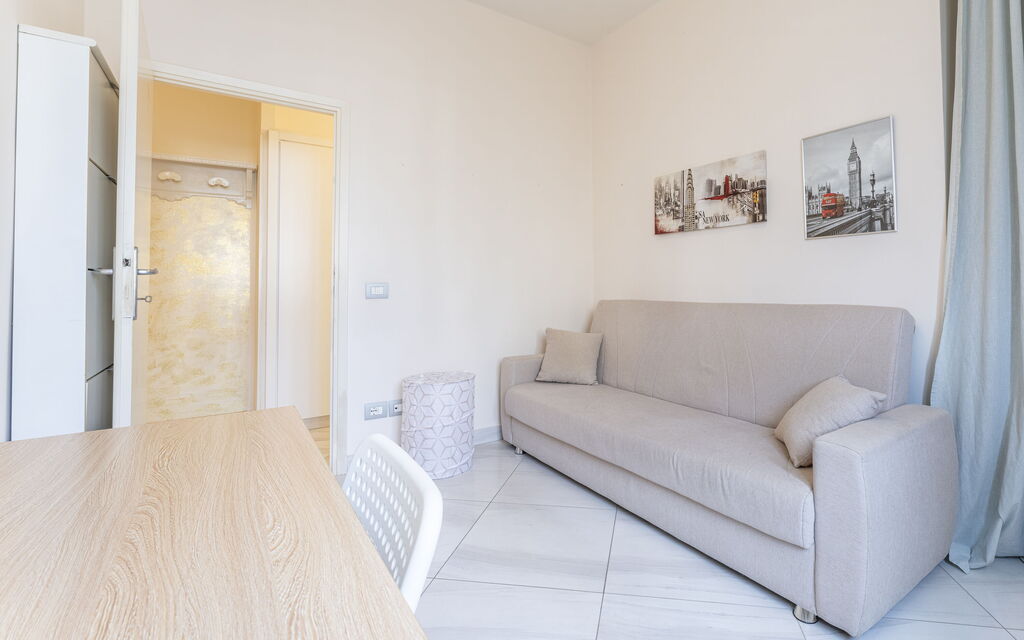 Leandro's House Near Thermal Baths: Autumn, Living Room, Spring, Summer