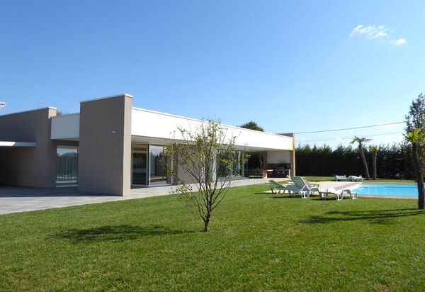 Stima Home, Padova, Pool, Ac: Autunno, Estate, Piscina, Primavera