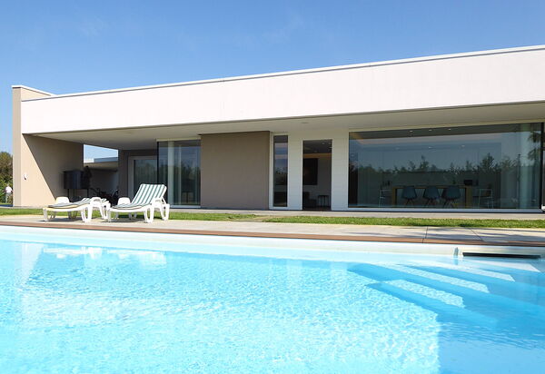 Stima Home, Padova, Pool, Ac: Autunno, Estate, Piscina, Primavera