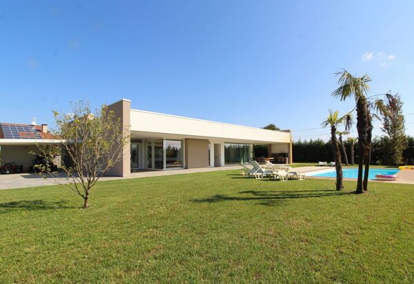 Stima Home, Padova, Pool, Ac: Autunno, Estate, Piscina, Primavera