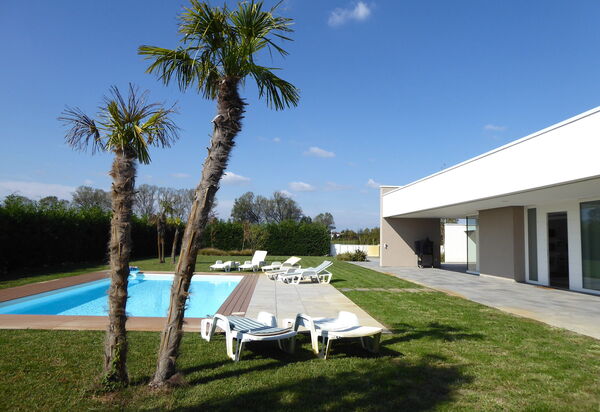 Stima Home, Padova, Pool, Ac: Autunno, Estate, Piscina, Primavera