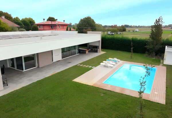 Stima Home, Padova, Pool, Ac: Autumn, Building Exterior, Spring, Summer, Winter