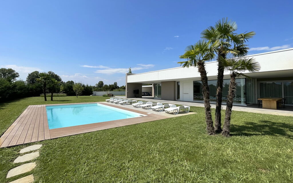 Stima Home, Padova, Pool, Ac: Autumn, Garden, Pool, Spring, Summer